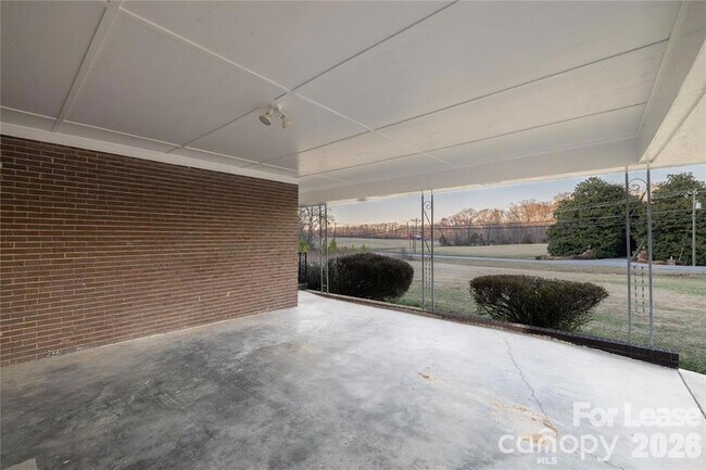44261 Old U.S. 52