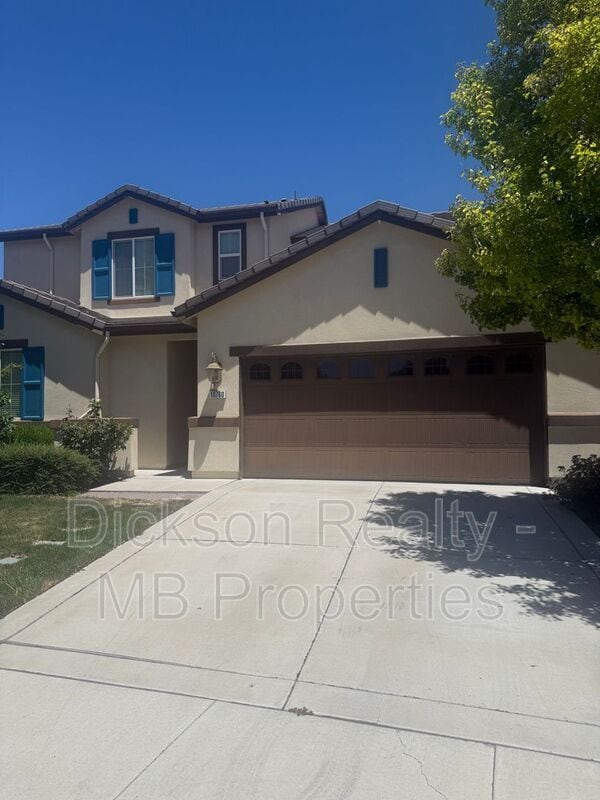 Photo - 10760 Ridgebrook Dr House