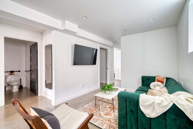 18 NW 22nd Pl Unit SI ID1611811P
