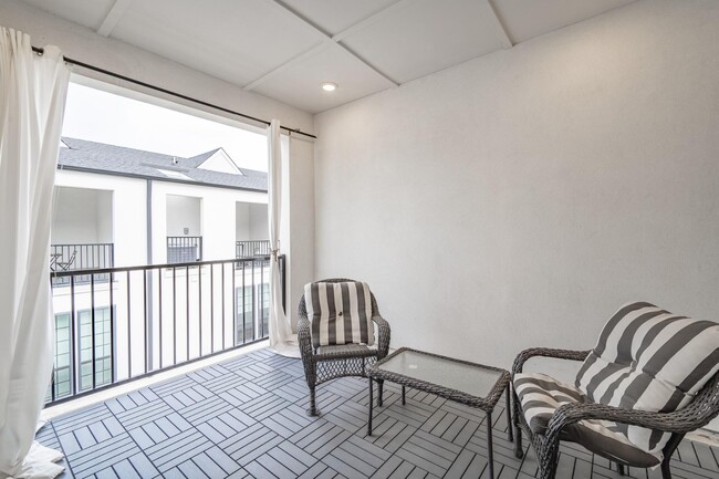 Photo - Gated Luxury Townhomes with yard + Roof Patio