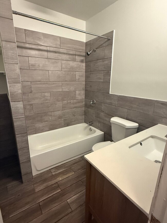 Photo - 1729 N 33rd St Unidad 1