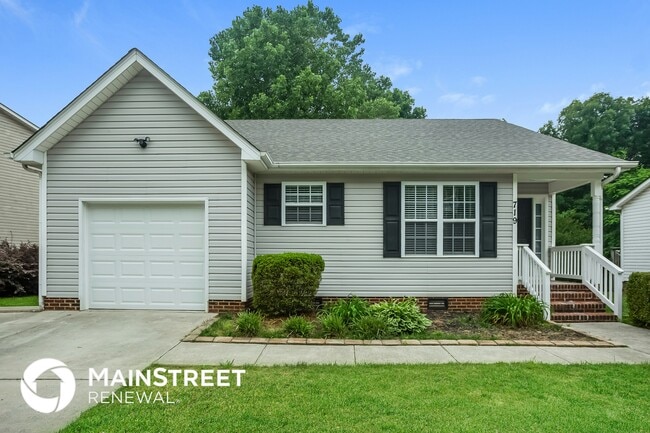 Photo - 719 Continental Dr