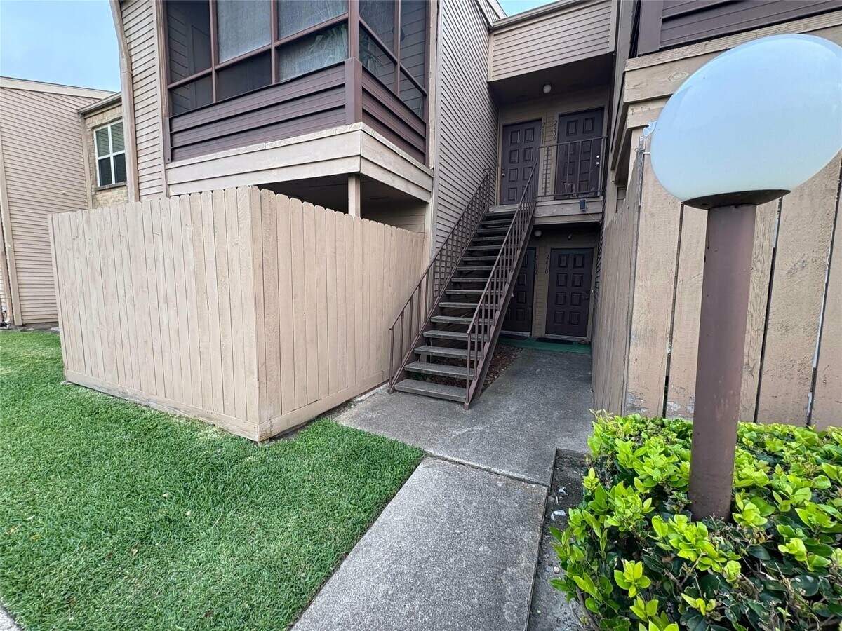 Photo - 10555 Turtlewood Ct Unit 2612