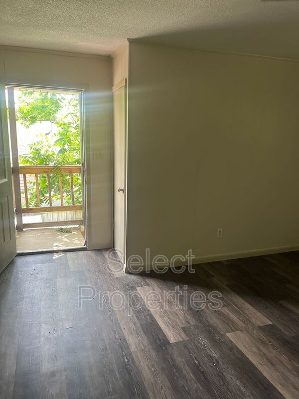 Photo - 1011 Walnut St Unit 1