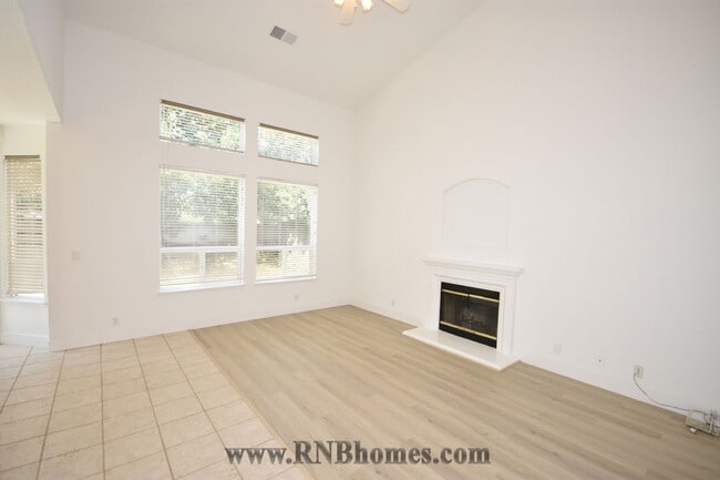 Photo - 1783 Cadfael St