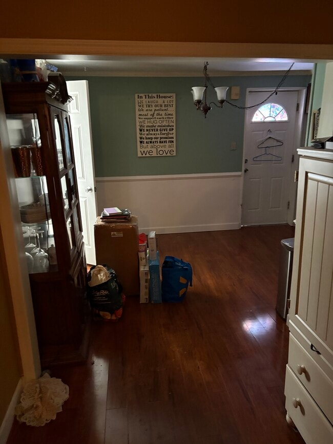 Dining Area - 1101 Forest Dr