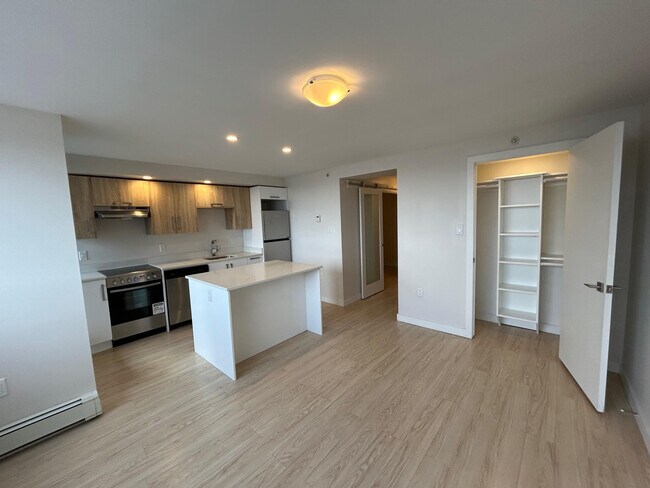 Photo - 5633-5633 Fenwick St Unit 505