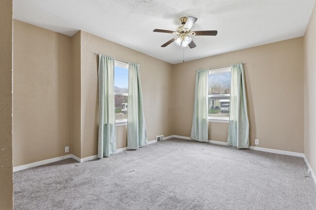 Photo - 2927 Brinker Ave