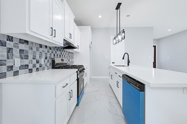 Photo - 90 Burress St