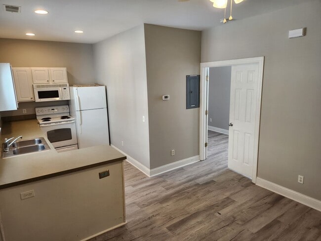 Photo - 70 Cassandra Ln