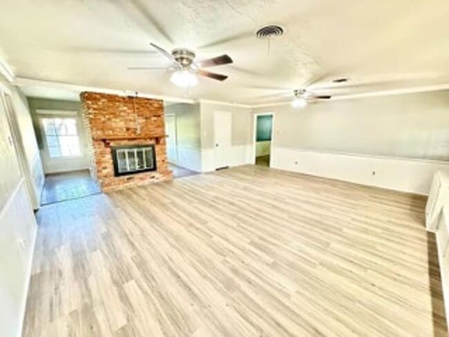 Photo - Central Lubbock 3/2/2!