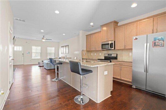 Photo - 887 Ambient Way