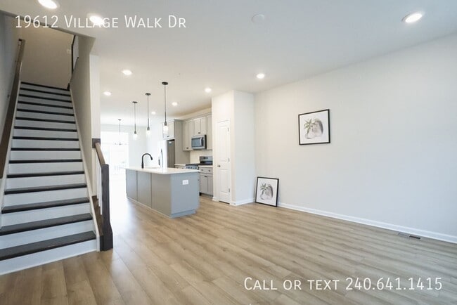 Photo - 19612 Village Walk Dr