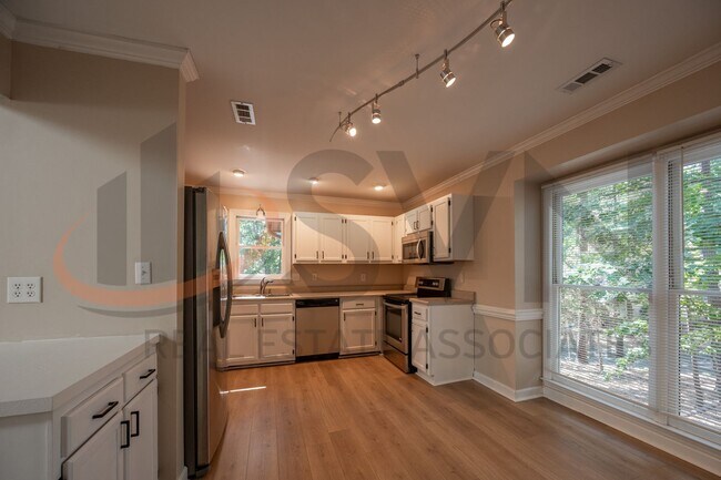 Photo - 5500 Fortunes Ridge Dr Unit 105C