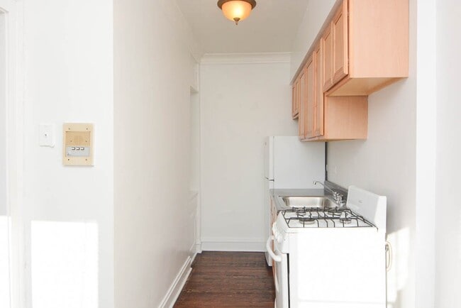 Photo - 4646 N Paulina St Unidad 804