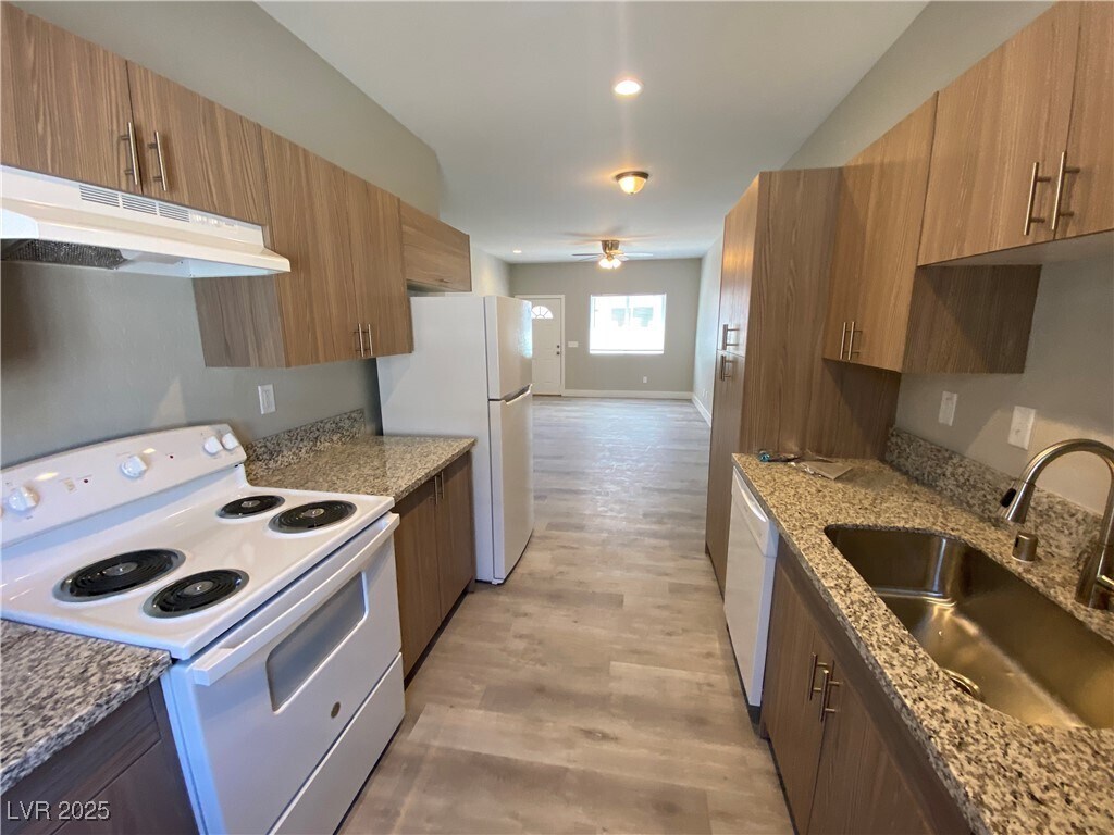 Photo - 1390 Ogallala St Townhome
