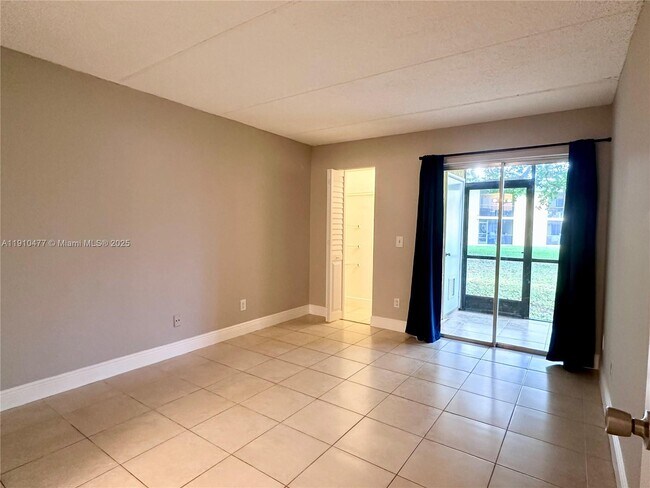 Photo - 105 Meadows Cir Unidad 105