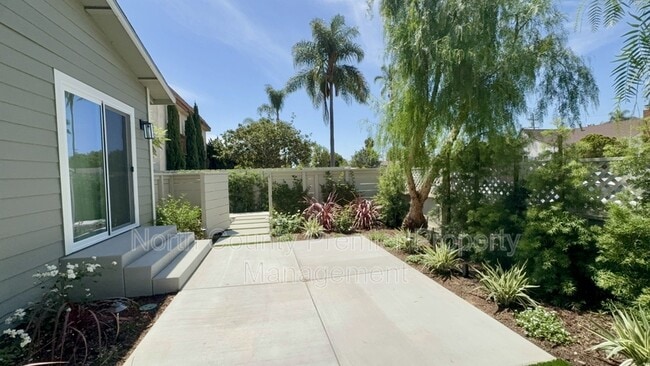 Photo - 4675 32nd St
