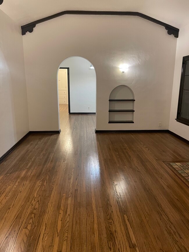 Sala de estar - 1208 W 81st Pl