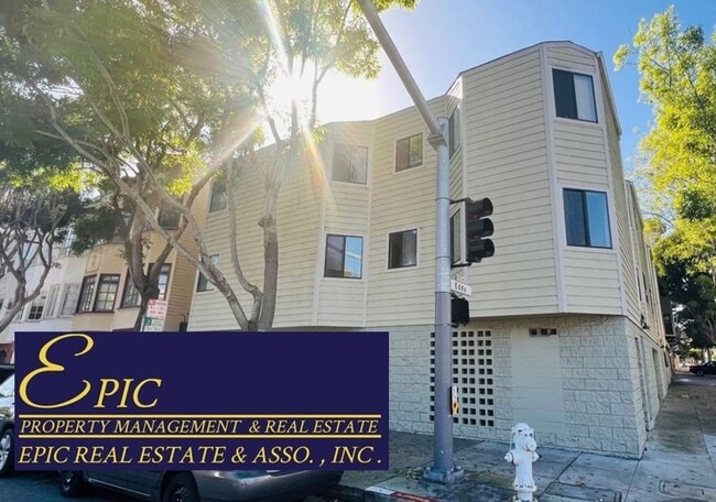 Building Photo - EPIC REA: Charming 2Bed/1Bath Condo w/ Parking