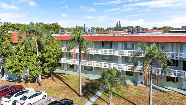 Building Photo - 3100 Springdale Blvd Unit 314