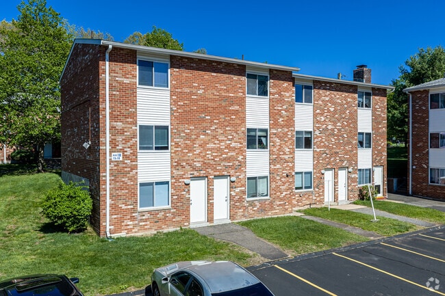 Sleeping Giant Apartments