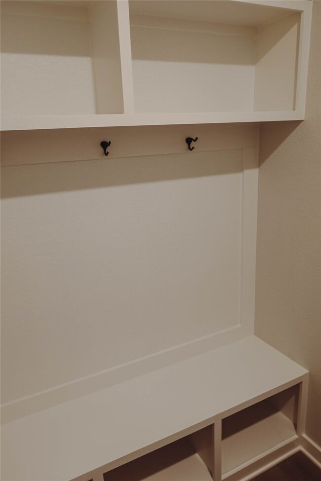 Photo - 8526 Blueberry Ash St