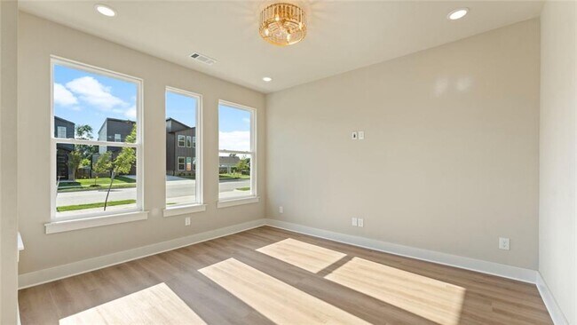 Photo - 1303 SW Journey Ln