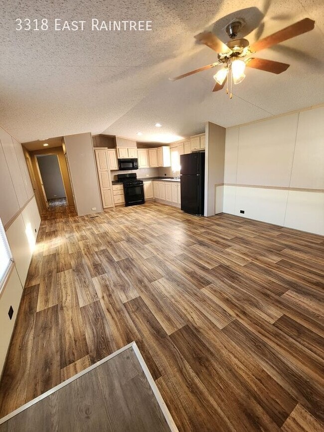 Photo - 3318 East Raintree-