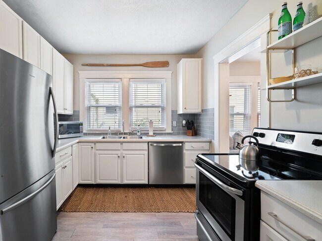 1289 W 102nd St Unit SI ID1593941P