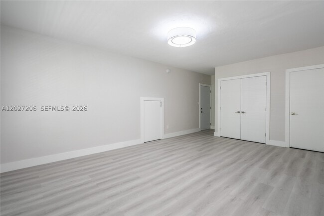 2418 Flamingo Dr Unit 7