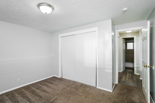 330 Vehr Dr