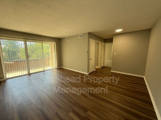 Building Photo - 7716 W 85th St Rental