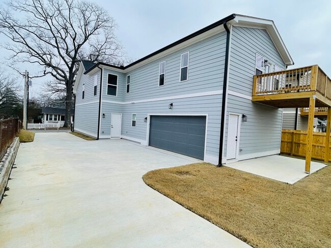 Photo - 3189 Jackson St