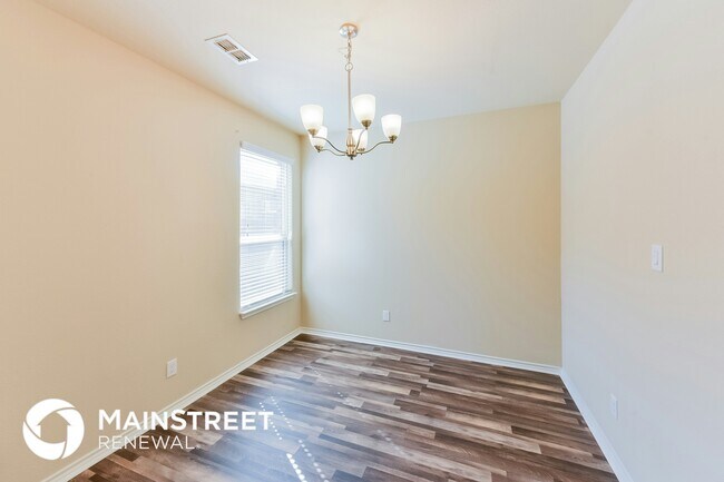 Photo - 128 Creek Terrace Dr