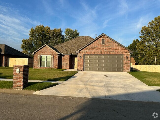 Building Photo - New construction in Skiatook! Rental