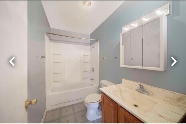 Photo - 3312 Sablewood Dr Unit 1