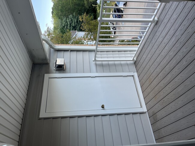 Porch (sideways, sorry) - 2013 Governor Thomas Bladen Way Unit 303