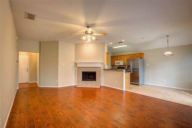 Photo - 140 Flyaway Ln