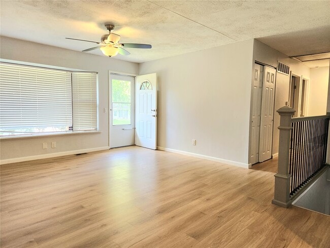 Photo - 809 Bordeaux Ct