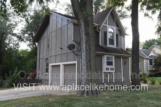 Photo - 6301 W 153rd St