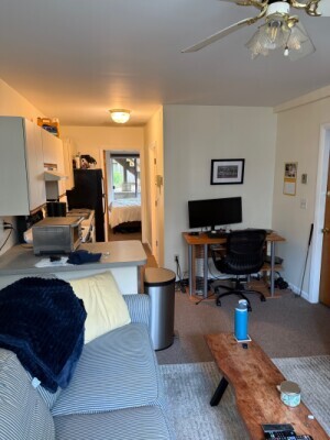 Photo - 511 E 6th St Apartamentos Unidad B