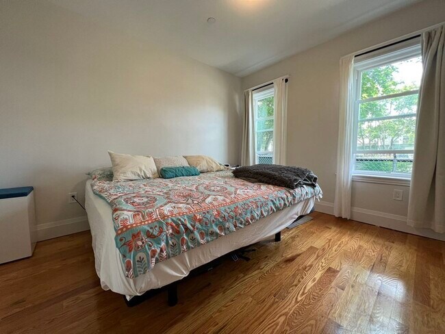 Photo - 849 Cummins Hwy Unit 1