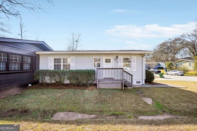 Photo - 2015 Bixby St SE