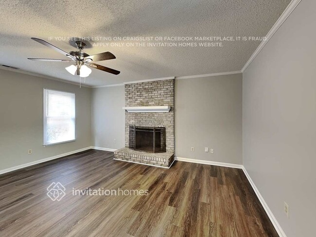 Photo - 300 Southland Rd