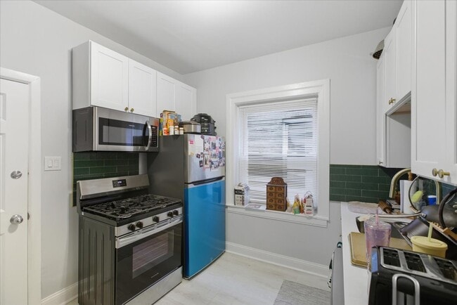 Photo - 1123 N Christiana Ave Unit 2S