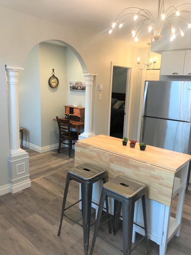 Photo - 242 Bridge St Unit 4