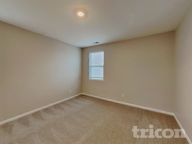 Photo - 1122 Woodbridge Blvd