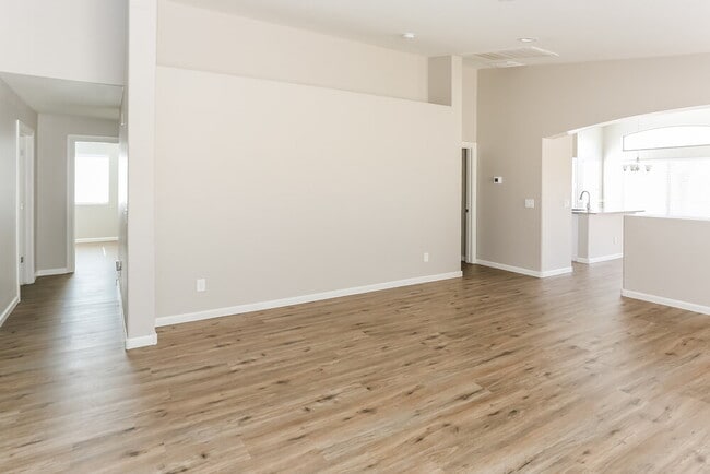 Photo - 6418 W Magnolia St