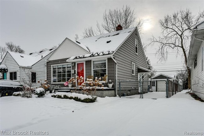 Photo - 1460 Cole St